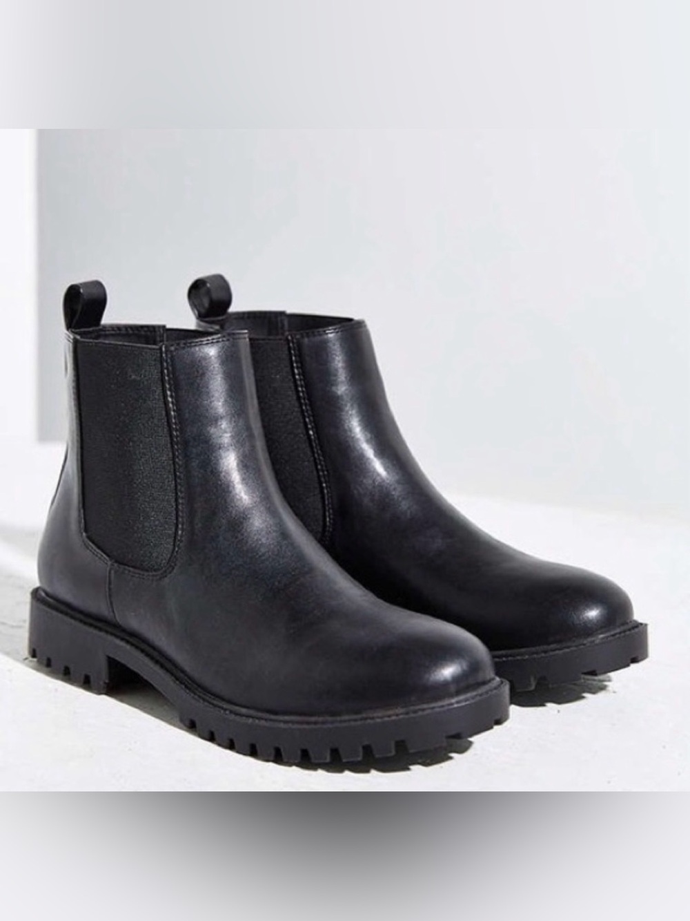 UO Silence + Noise leather Chelsea boots